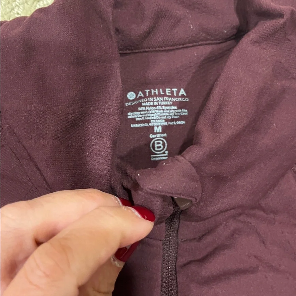 Athleta Maroon Quarter-Zip Top size medium - Picture 3 of 3